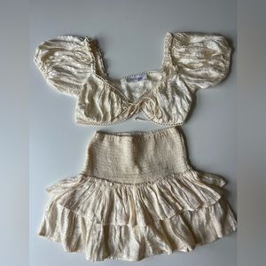 Isabelle's cabinet cream skirt set size medium